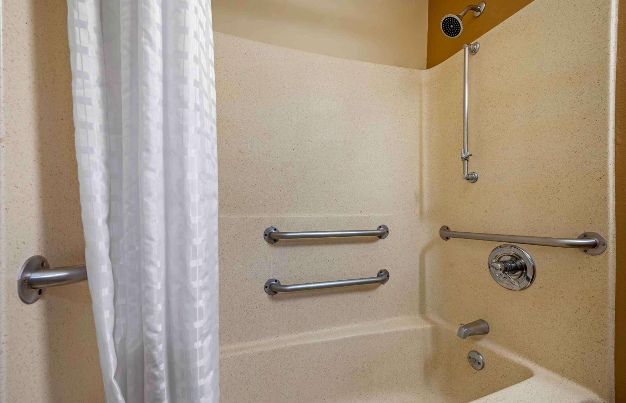 Extended Stay America Select Suites - Indianapolis - North - Carmel Exterior photo